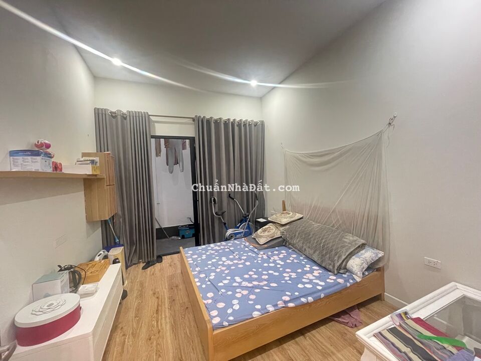 Bán nhà thạch bàn 3 tầng long lanh lô góc ô tô kinh doanh long biên Bán nhà thạch bàn 3 tầng long lanh lô góc ô tô kinh doanh long biên