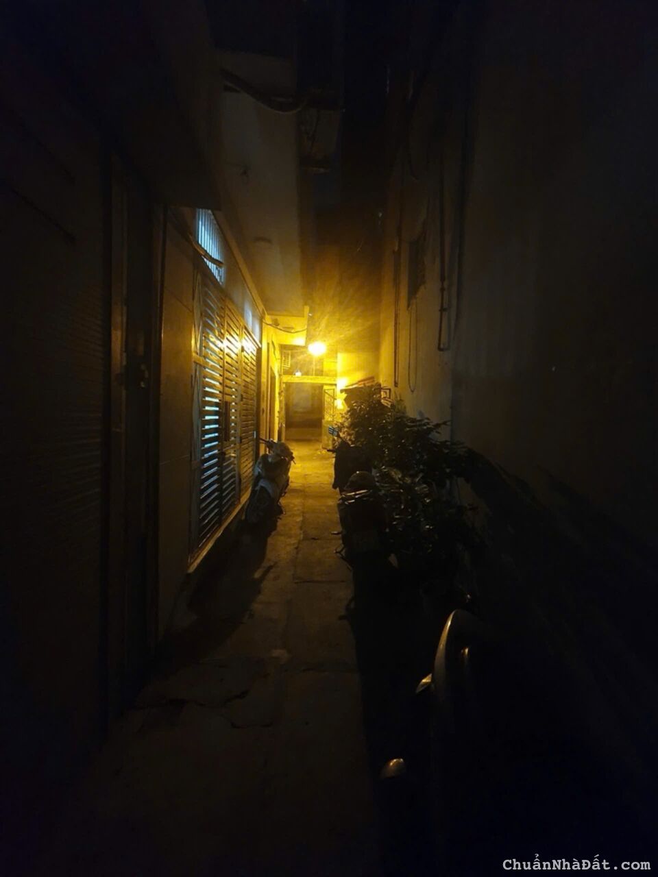 Bán 135M trần khát chân tặng nhà hai bà trưng