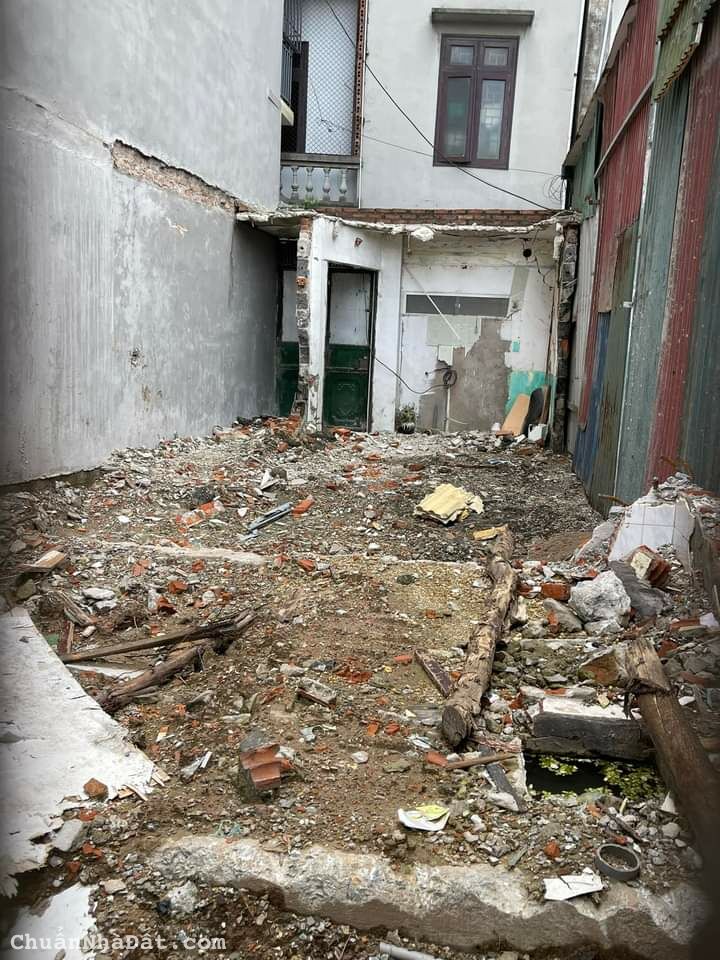 Bán đất mặt hố linh quang 55M view hồ ô tô tránh dừng đỗ kinh doanh đống đa