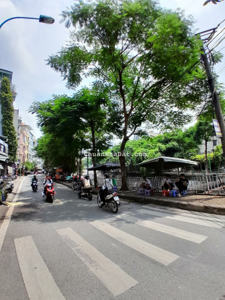 Bán đất mặt phố trần đại nghĩa 80M 2 vỉa hè hai bà trưng