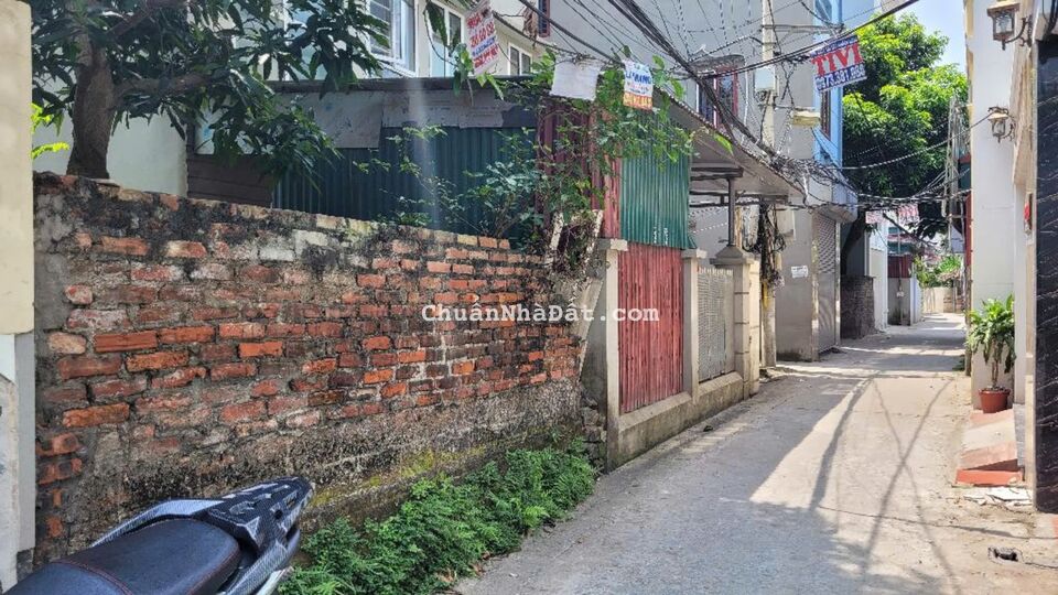 Bán đất thạch bàn 52M ngõ ô tô thông long biên