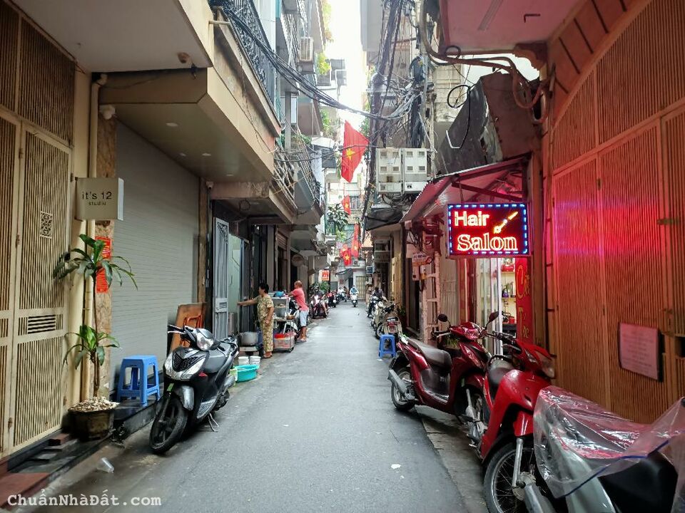 Bán đất mặt phố vân hồ 50M ô tô kinh doanh hai bà trưng Bán đất mặt phố vân hồ 50M ô tô kinh doanh hai bà trưng