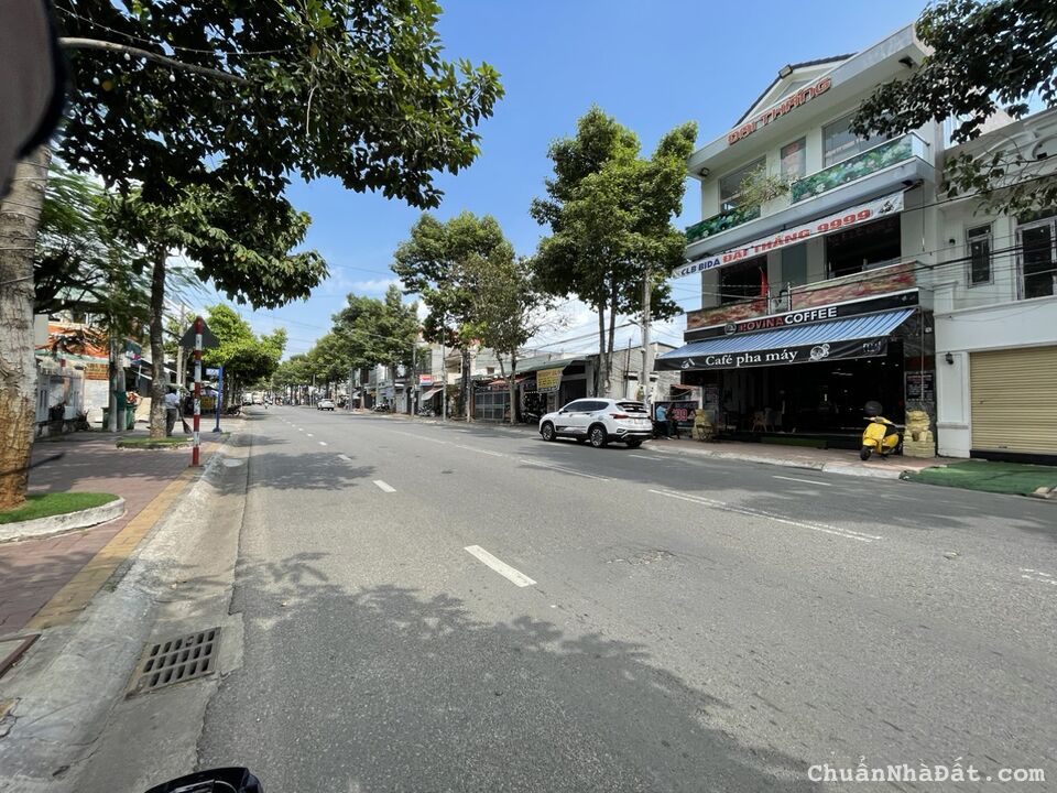 ⛔Nhà 1 lầu Nguyễn Văn Cừ - LONG TOÀN - BÀ RỊA - DT: 7.8 x 27.5m - Giá: 7.3Tỷ (TL) ⛔Nhà 1 lầu Nguyễn Văn Cừ - LONG TOÀN - BÀ RỊA - DT: 7.8 x 27.5m - Giá: 7.3Tỷ (TL)