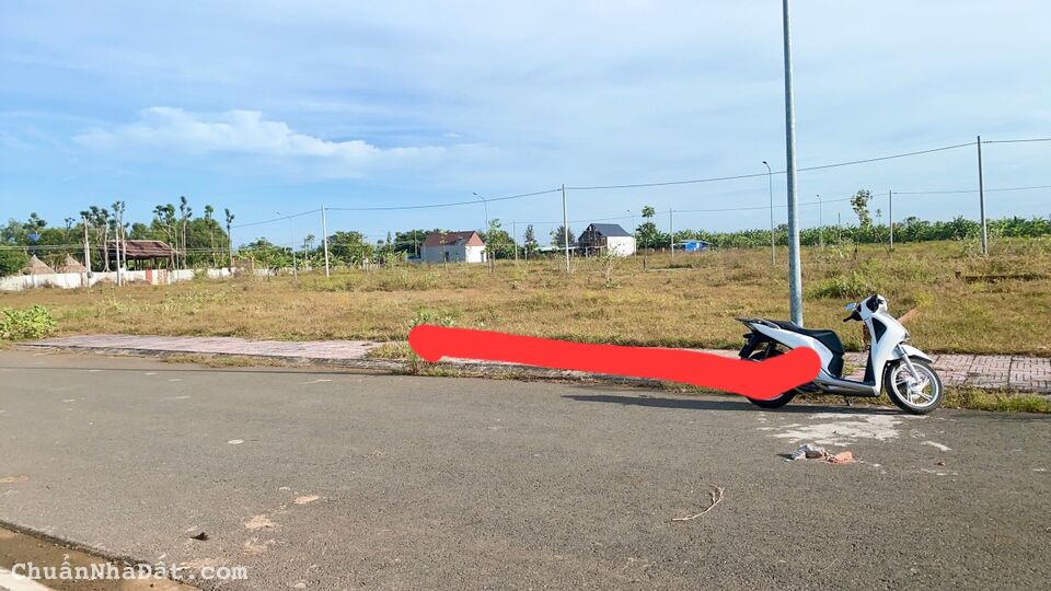 Rẻ nhất khu vực -Lô khu Thành Đô, 7x18m, 70TC, Sát LA6- Hòa Long- Bà Rịa. Rẻ nhất khu vực -Lô khu Thành Đô, 7x18m, 70TC, Sát LA6- Hòa Long- Bà Rịa.