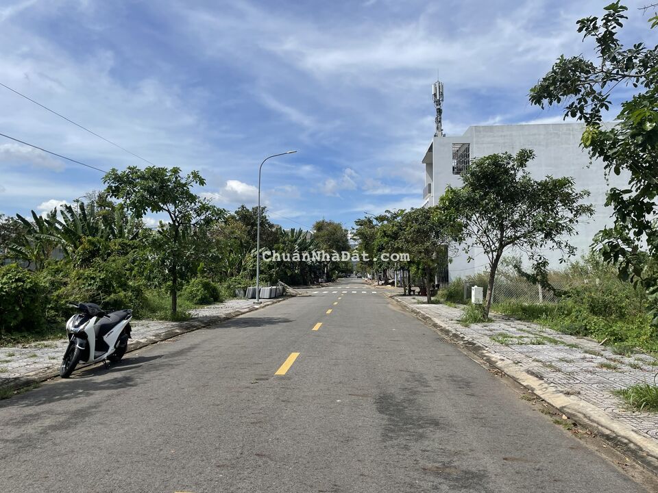 Mặt tiền Nguyễn Hữu Huân, P.Long Tâm, TP.Bà Rịa-Giá: 2Tỷ 550 Triệu