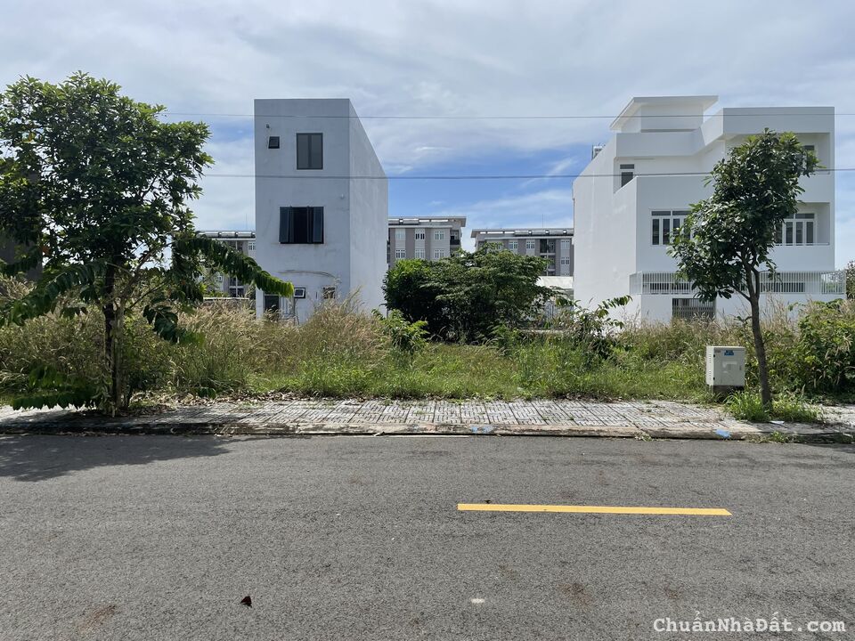 Mặt tiền Nguyễn Hữu Huân, P.Long Tâm, TP.Bà Rịa-Giá: 2Tỷ 550 Triệu