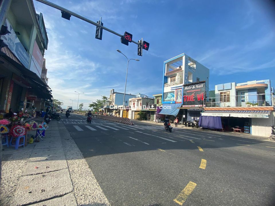 Qũy đất vàng mặt tiền Quốc Lộ 1A - Cạnh chợ trung tâm - Chỉ 10 triệu/m2 - Chiết khấu 9% - Đã có sổ Qũy đất vàng mặt tiền Quốc Lộ 1A - Cạnh chợ trung tâm - Chỉ 10 triệu/m2 - Chiết khấu 9% - Đã có sổ