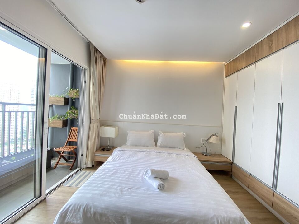 Bán chung cư Sunrise city North lầu 20 giá 5.65 tỷ,dt 108m2,3PN-2WC,SỔ HỒNG.LH 0909802822 Trân