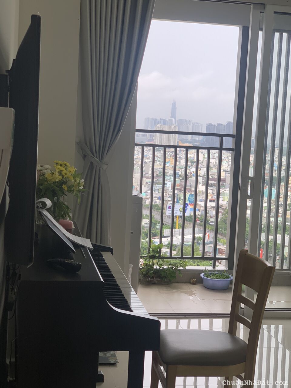 Cần cho thuê Sunrise Cityview 2PN,block B giá 15tr/tháng Full nội thất Quận 7.LH 0909802822 Trân