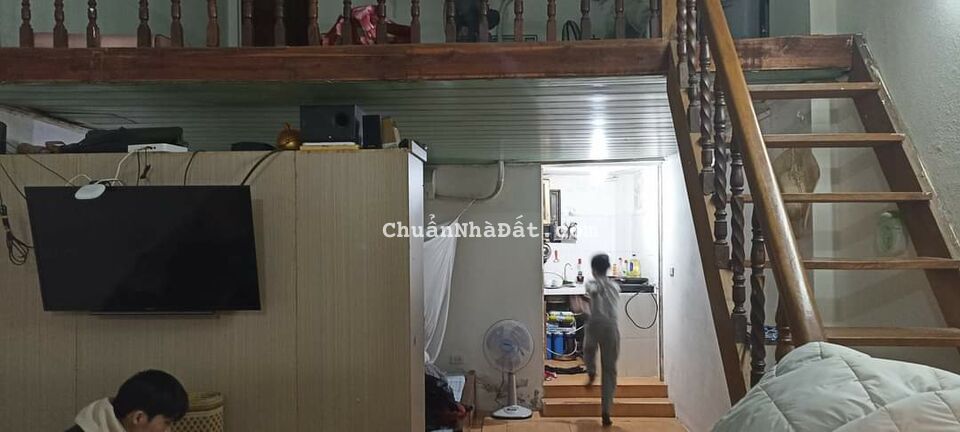 Sốc!Bắc Cầu,Ngọc Thụy,chỉ 1.35 tỷ nhà đẹp ở ngay,43m,sổ đỏ liền tay