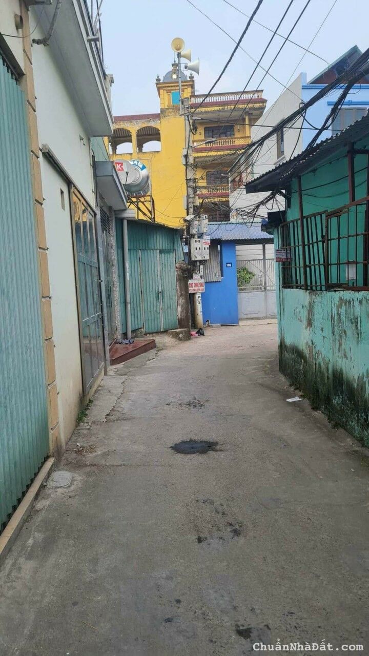 Cần Bán nhà Gia Quất- Thượng Thanh,ngõ thông,nhà mới đẹp ở ngay, 32m2, 5 tầng chỉ 3 tỷ hơn