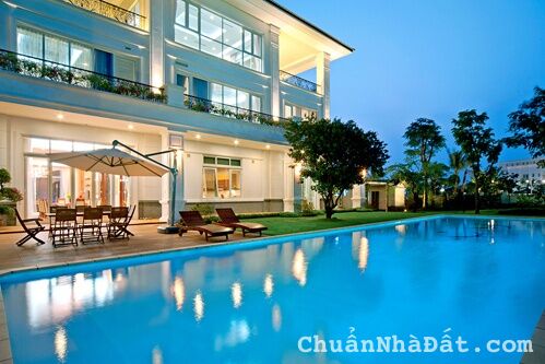 Bán biệt thự Vinhomes Central Park Bình Thạnh, 4 tầng + hầm, 240m2 đất, full nội thất Bán biệt thự Vinhomes Central Park Bình Thạnh, 4 tầng + hầm, 240m2 đất, full nội thất