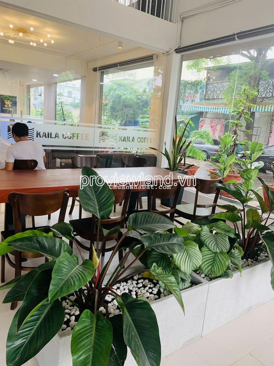 Bán biệt thự Quận Bình Tân, khu Tên Lửa, căn góc 2 MT, 4 sổ, 446m2 đất