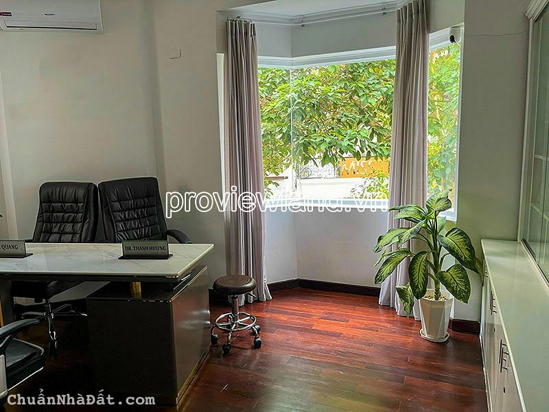 Biệt thự Quận 3, góc 2 MT Trần Quốc Toản, 10x12m đất, 3 tầng + sân thượng, 8P Biệt thự Quận 3, góc 2 MT Trần Quốc Toản, 10x12m đất, 3 tầng + sân thượng, 8P