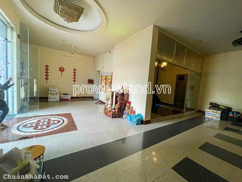 Bán nhà phố Q5, nhà đôi, mt Phùng Hưng, 229m2 đất, 1 hầm + 4 tầng