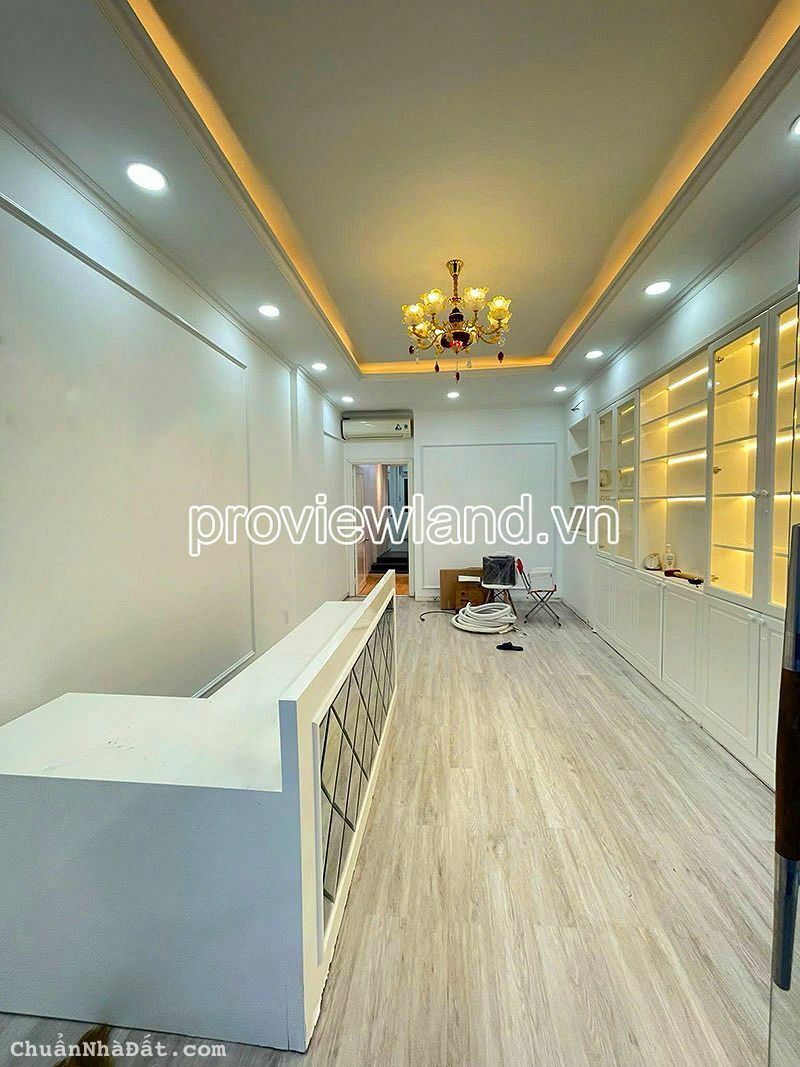 Bán nhà quận 1, vị trí đẹp MT Trần Hưng Đạo, 68m2 đất, ngang 4m, 3 tầng