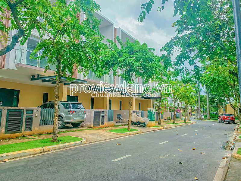 Biệt thự cao cấp Palm Residence cho thuê, 136m2 đất, ngang 8m, 3 tầng, full nt Biệt thự cao cấp Palm Residence cho thuê, 136m2 đất, ngang 8m, 3 tầng, full nt