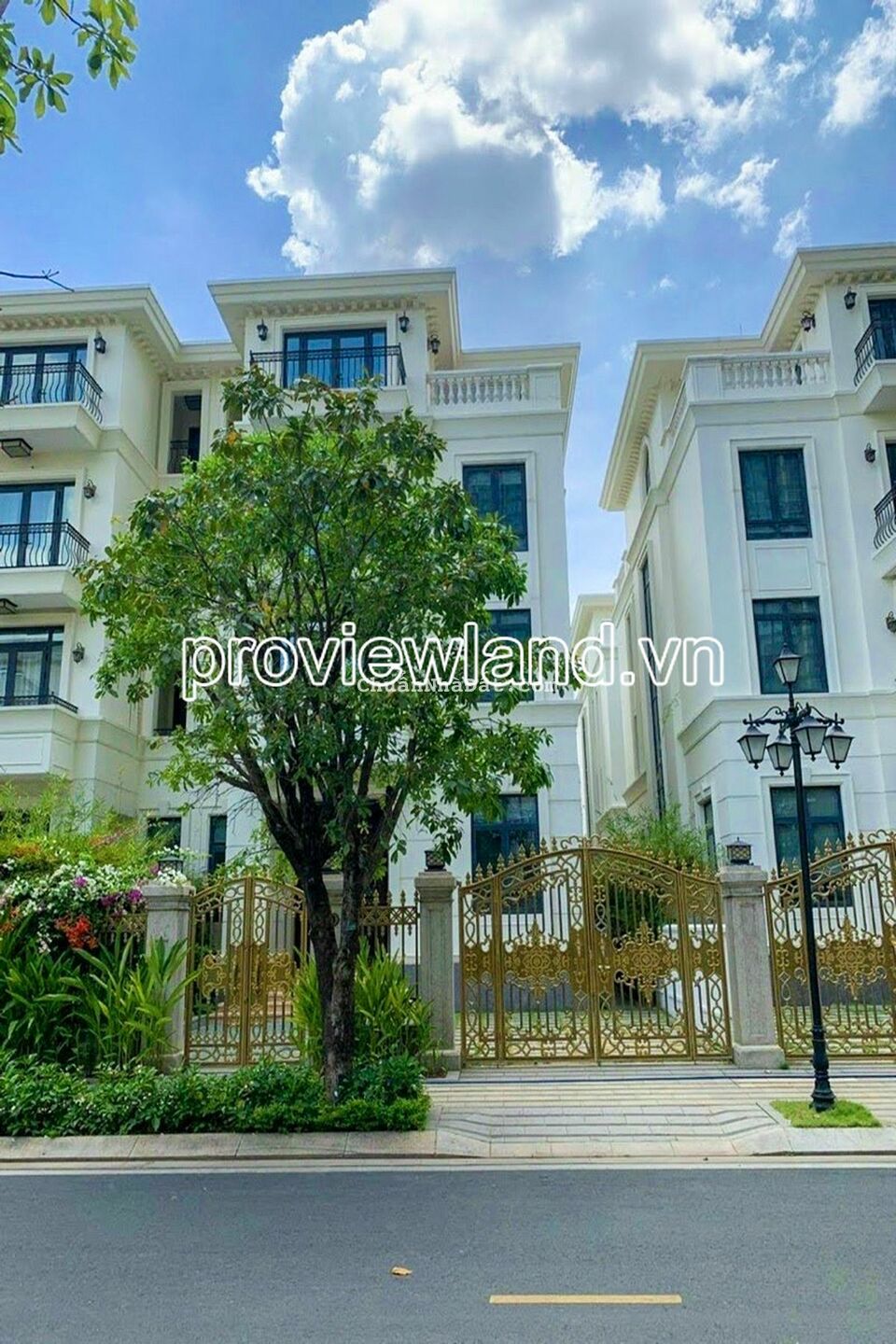 Cho thuê biệt thự Victoria Q1, 225m2 đất, 1 hầm + 4 tầng, 4PN, trung tâm Q1