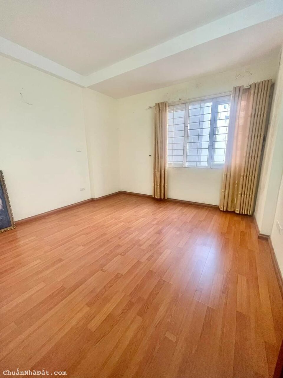 Cần bán Nhà đẹp 6 tầng ở ngay Ngõ 68 Triều Khúc 38m2 x 6 tầng - Giá 4.3 tỷ.