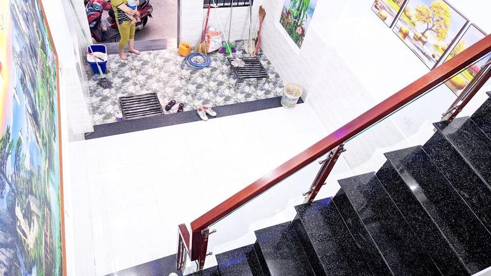 Nhà MỚI, ĐẸP đường số 2, Trường Thọ, 3 pn 2wc, hẻm xe hơi, NỞ HẬU, tiện di chuyển