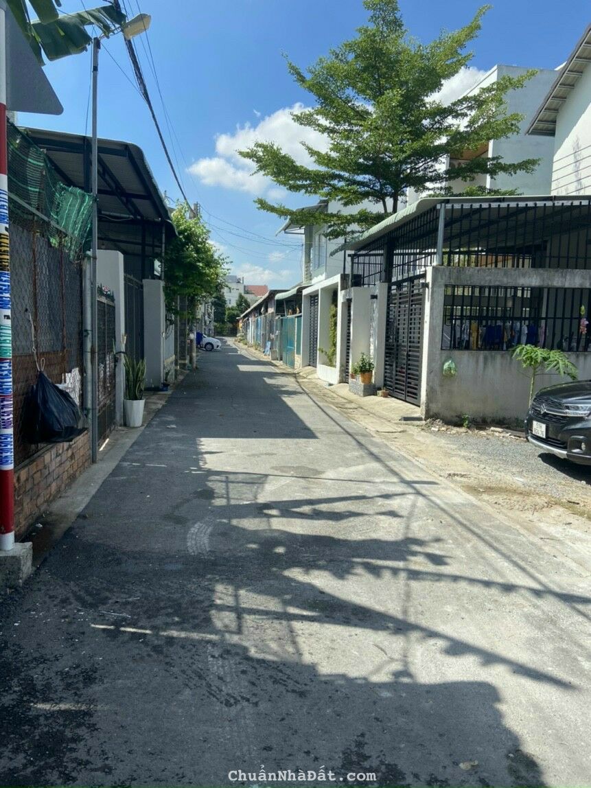 đất Hẻm 2 sẹc đường Bà Triệu, thị trấn Hóc Môn, 1.9 tỷ ổ riêng
