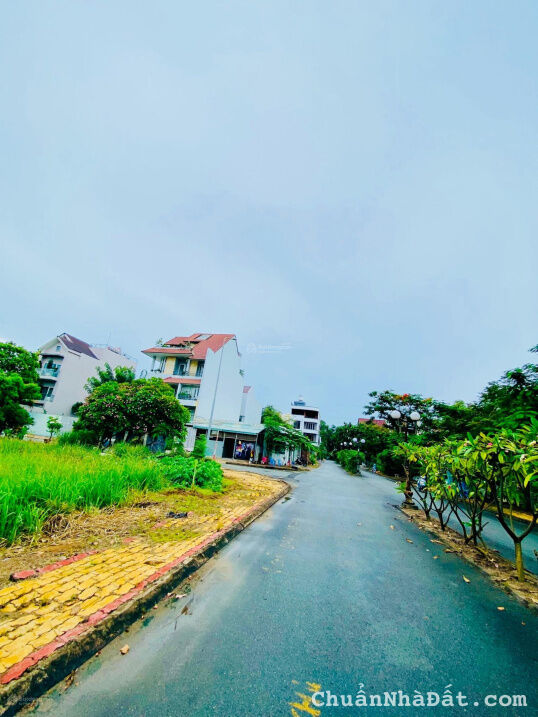 Duy nhất lô đất 85,5m2 ngay Phạm Hùng, Bình Chánh, kế bên KDC Đại Phúc, giá 1 tỷ 890, sổ riêng.