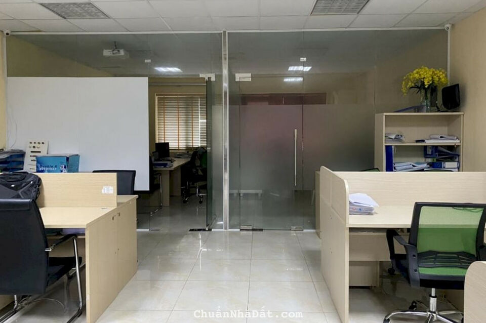 Cho thuê 250m2 văn phòng truyền thống quận Đống Đa, Hà Nội- Tòa nhà 101 Láng Hạ