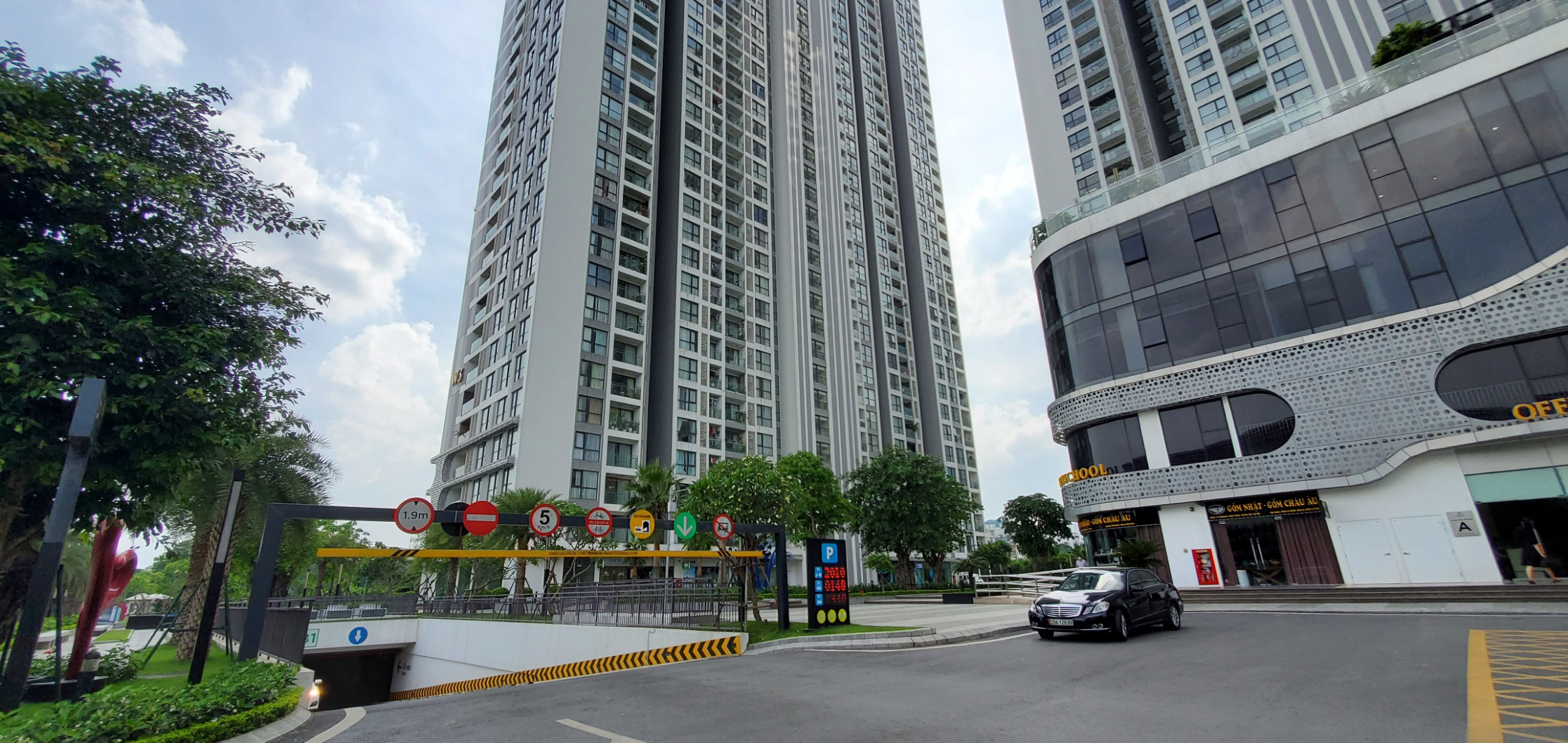 Văn phòng chuyên nghiệp, tiện ích chất lượng hạng A- Vinhomes Westpoint Nam Từ Liêm