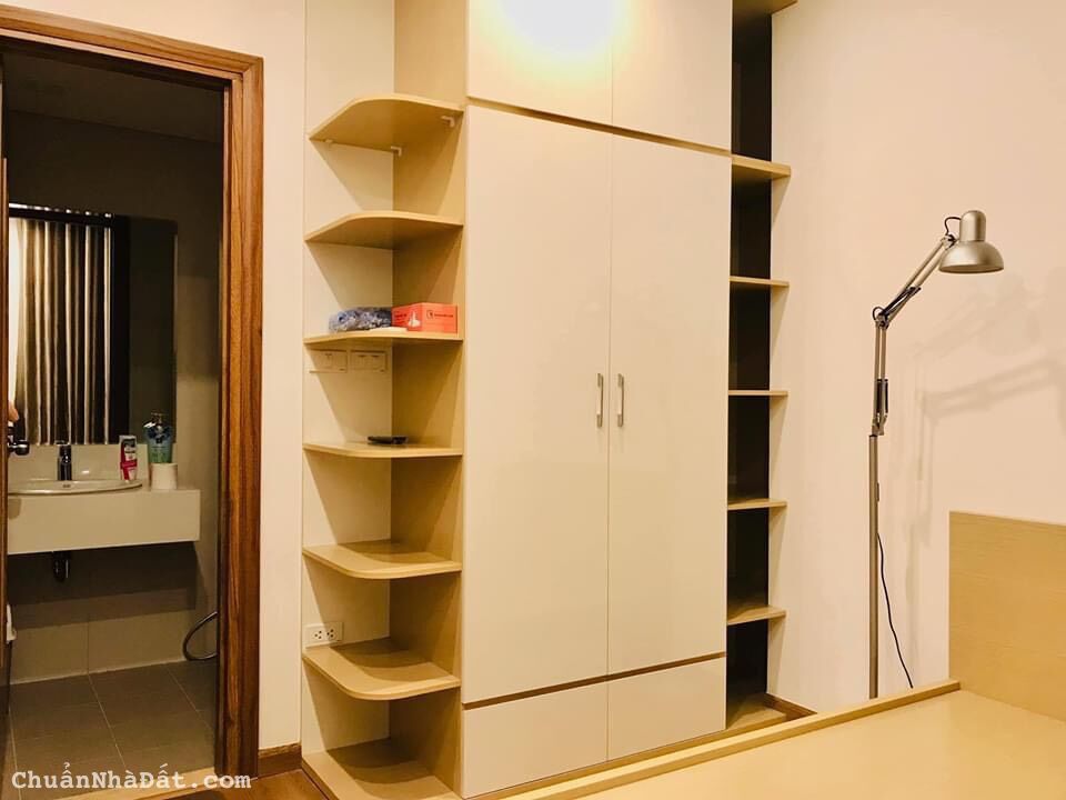 Cho thuê chung cư Cầu Giấy Center Point, 2PN