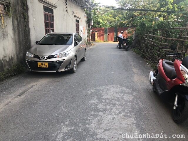 Đất đẹp hiếm giá rẻ ngõ phố Kiêu Kỵ Gia Lâm DT 53m2 . Gía 60 triệu / m2 Đất đẹp hiếm giá rẻ ngõ phố Kiêu Kỵ Gia Lâm DT 53m2 . Gía 60 triệu / m2