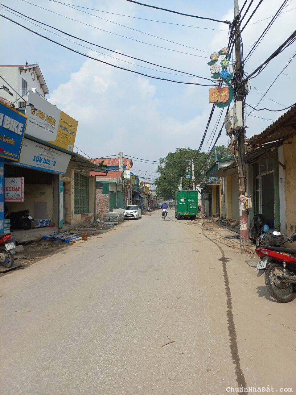 Đất đẹp hiếm giá rẻ ngõ phố Kiêu Kỵ Gia Lâm DT 53m2 . Gía 60 triệu / m2 Đất đẹp hiếm giá rẻ ngõ phố Kiêu Kỵ Gia Lâm DT 53m2 . Gía 60 triệu / m2