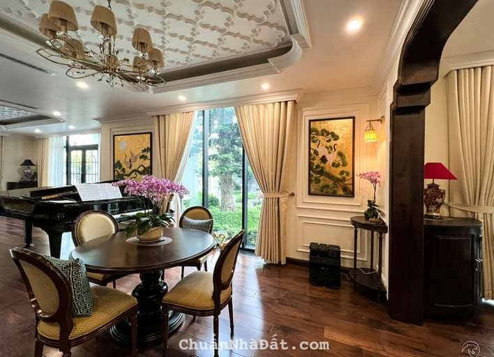 Tôi bán gấp Biệt thự KĐT FLC Đại Mỗ gần siêu thị AEON Mall 268m2 chỉ 23.5 tỷ. LH 0989.62.6116