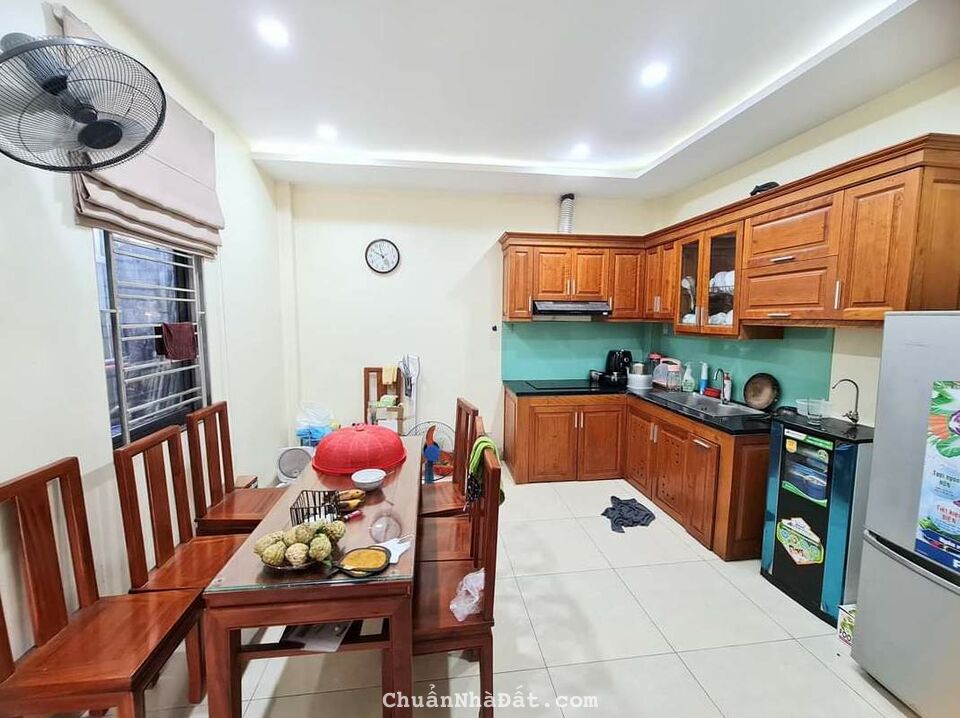 Tôi bán nhà khu ĐG Mậu Lương chia lô ô tô tránh cạnh chợ Mậu Lương 48m2 chỉ 5.38 tỷ. LH 098962.6116 Tôi bán nhà khu ĐG Mậu Lương chia lô ô tô tránh cạnh chợ Mậu Lương 48m2 chỉ 5.38 tỷ. LH 098962.6116