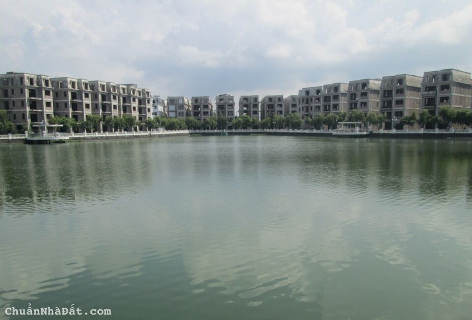 Tôi bán biệt thự KĐT Lideco Hoài Đức cạnh hồ điều hòa 238m2 chỉ 19.9 tỷ. LH 0989.62.6116