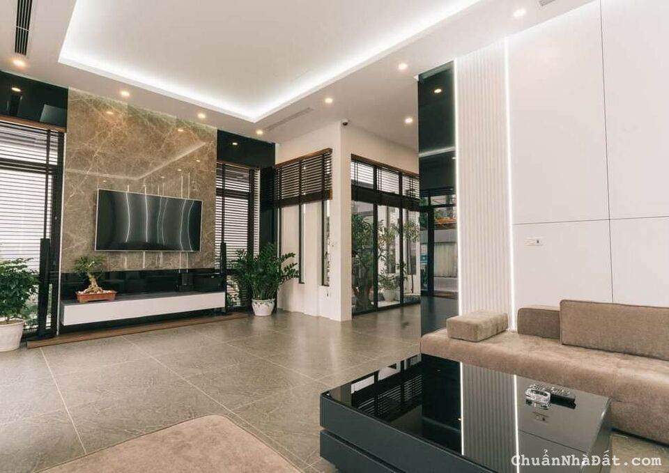 Chị Hà bán gấp Biệt thự E66 KĐT Đại Kim mặt đường đôi Nguyễn Công Thái 186m2 chỉ 34.56tỷ.