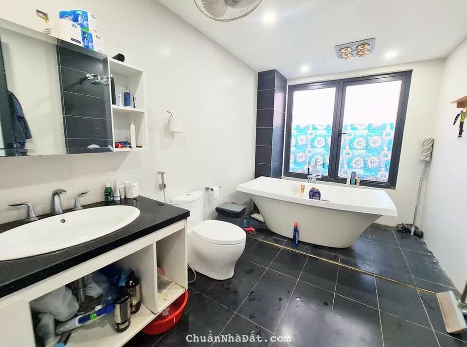 Liền kề Tổng cục 5 mặt phố Yên Xá sầm uất 80m2x4T chỉ 14.89 tỷ. LH 0989.62.6116