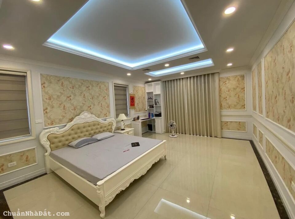 Tôi bán biệt thự phố Bùi Quốc Khái khu Tây Nam hồ Linh Đàm view công viên 205m2 chỉ 35.8 tỷ. Tôi bán biệt thự phố Bùi Quốc Khái khu Tây Nam hồ Linh Đàm view công viên 205m2 chỉ 35.8 tỷ.