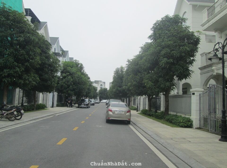 Biệt thự San Hô cạnh Biển Hồ Ngọc Trai KĐT Vinhomes Ocean Park 150m2 chỉ 27.9 tỷ. LH 0989.62.6116