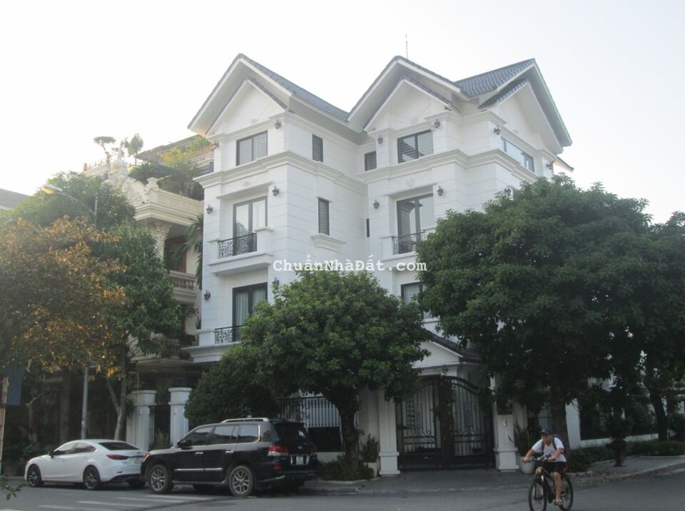 Biệt thự lô Góc đảo Vip Ngọc Trai view công viên cạnh Biển Hồ Ngọc Trai 333m2 chỉ 76.8 tỷ.