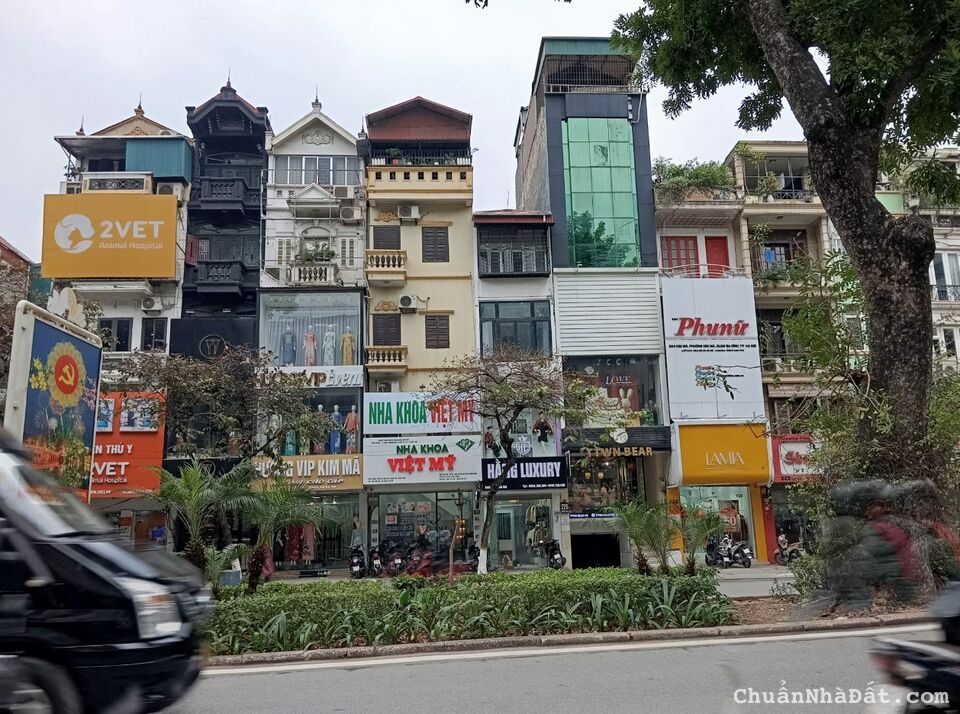 Tôi bán Gấp mặt phố Kim Mã sầm uất gần phố Trần Phú 12m2 chỉ 4.68 tỷ. LH 0989.62.6116