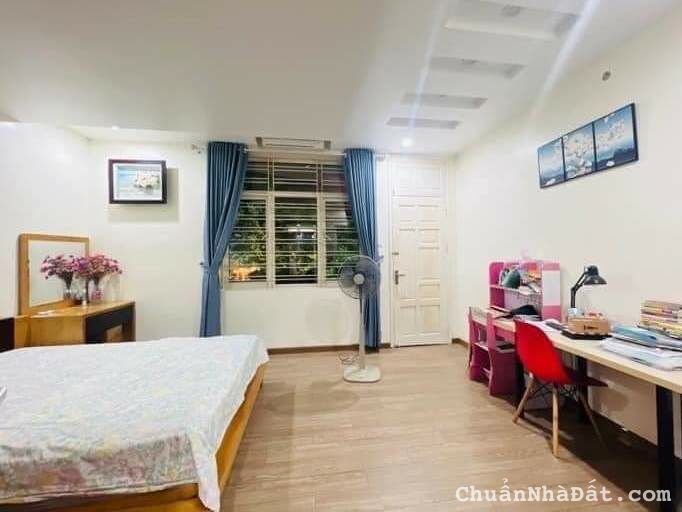 Thua bóng bán Gấp nhà mặt phố Cổ Linh gần siêu thị AEON Mall 88m2 chỉ 22.22 tỷ. LH 0989626116 Thua bóng bán Gấp nhà mặt phố Cổ Linh gần siêu thị AEON Mall 88m2 chỉ 22.22 tỷ. LH 0989626116