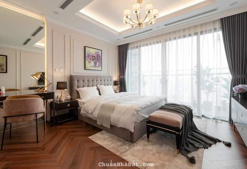 Mặt phố Mậu Lương sầm uất gần chợ Mậu Lương, MT 5m, 66m2 chỉ 10.38 tỷ. LH 0989.62.6116