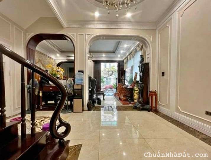 Tôi bán nhà mặt phố Phố Trạm sầm uất gần AEON Mall Long Biên 86m2 chỉ 19 tỷ. LH 0989.62.6116 Tôi bán nhà mặt phố Phố Trạm sầm uất gần AEON Mall Long Biên 86m2 chỉ 19 tỷ. LH 0989.62.6116