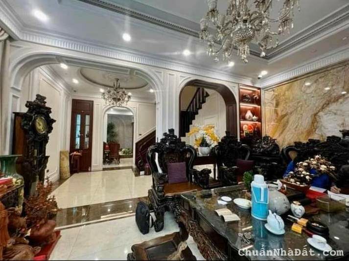 Tôi bán nhà mặt phố Phố Trạm sầm uất gần AEON Mall Long Biên 86m2 chỉ 19 tỷ. LH 0989.62.6116 Tôi bán nhà mặt phố Phố Trạm sầm uất gần AEON Mall Long Biên 86m2 chỉ 19 tỷ. LH 0989.62.6116