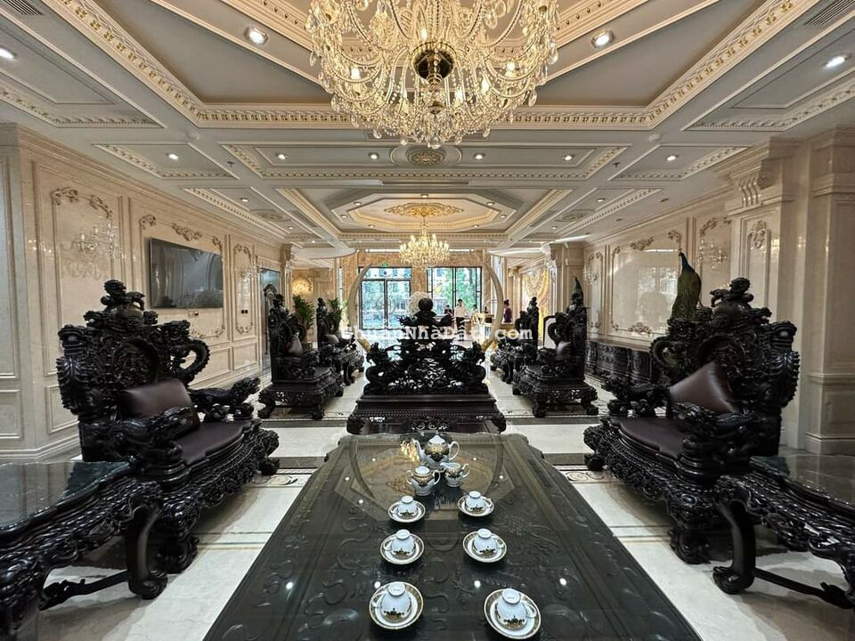 Mặt phố Quang Trung kéo dài - QL6 gần bến xe Yên Nghĩa 568m2 chỉ 38.9 tỷ. LH 0989.62.6116