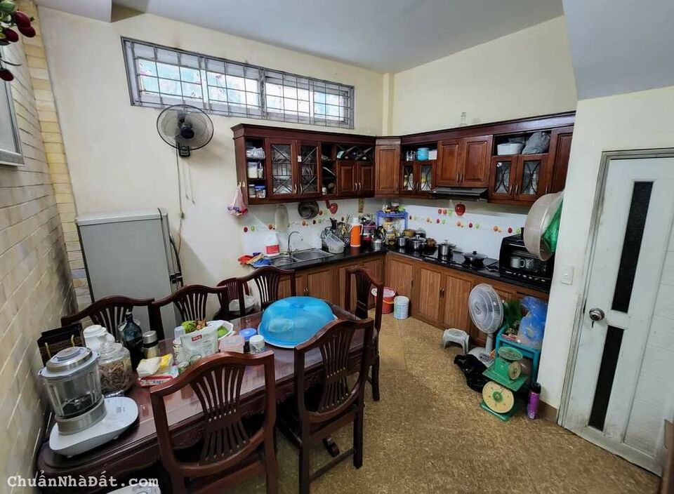 Mặt phố Thụy Khuê sầm uất gần tòa Sun Grand City, 2 mặt đường 38m2 chỉ 8.88 tỷ. LH 0989.62.6116 Mặt phố Thụy Khuê sầm uất gần tòa Sun Grand City, 2 mặt đường 38m2 chỉ 8.88 tỷ. LH 0989.62.6116