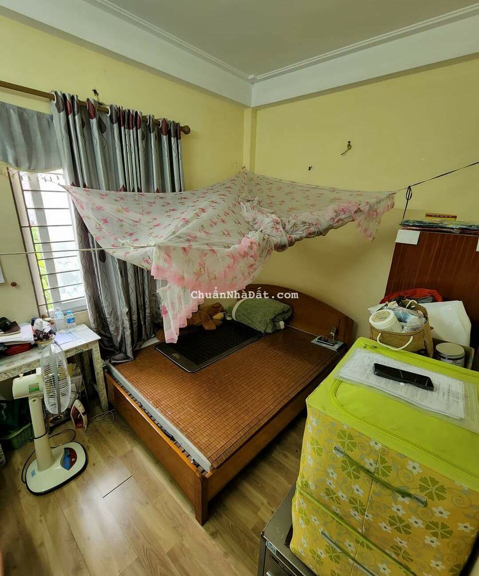 Mặt phố Thụy Khuê sầm uất gần tòa Sun Grand City, 2 mặt đường 38m2 chỉ 8.88 tỷ. LH 0989.62.6116 Mặt phố Thụy Khuê sầm uất gần tòa Sun Grand City, 2 mặt đường 38m2 chỉ 8.88 tỷ. LH 0989.62.6116