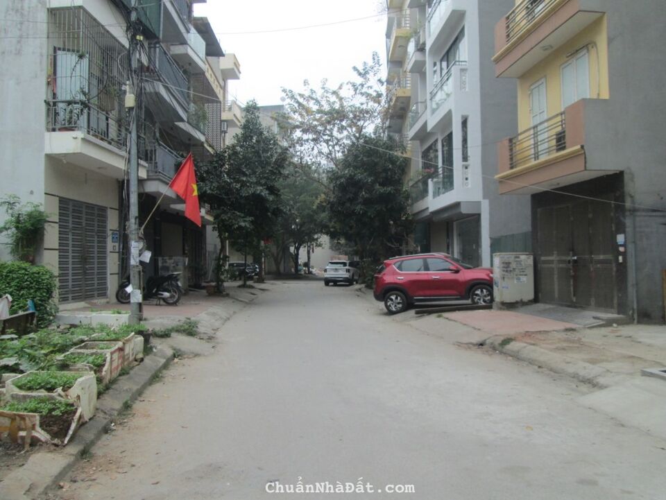 Vỡ nợ bán Gấp đất dịch vụ Vạn Phúc gần Him Lam Vạn Phúc 48m2 chỉ 5.59 tỷ. LH 0989.62.6116