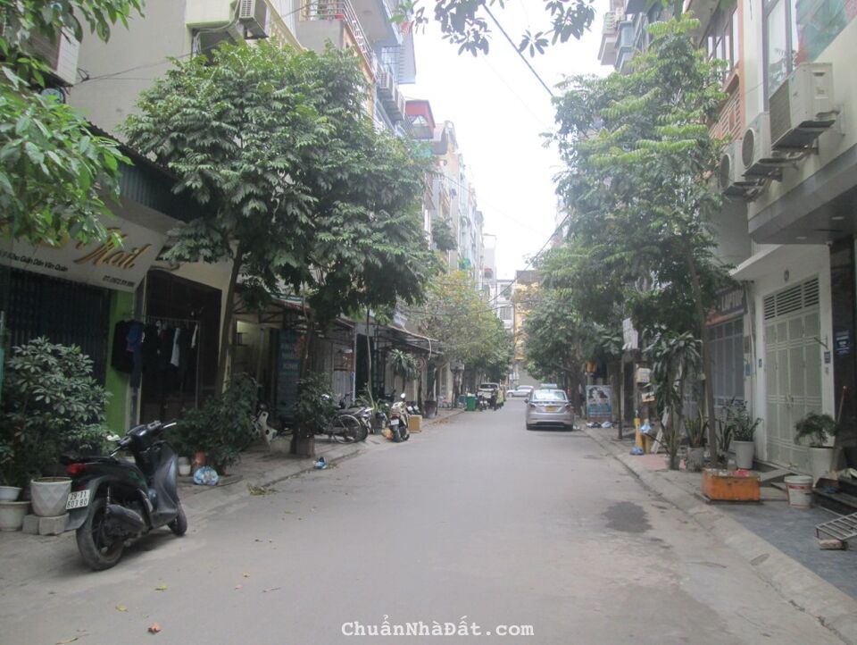 Đất giãn dân Văn Quán ngõ 241, 249 Chiến Thắng 42m2 chỉ 4.83 tỷ. LH 0989.62.6116