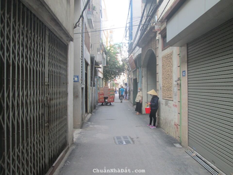 NHỈNH 2 tỷ, 33m2 đất mặt ngõ 750 Kim Giang cạnh KĐT Linh Đàm, taxi đỗ cửa. LH 0989.62.6116 NHỈNH 2 tỷ, 33m2 đất mặt ngõ 750 Kim Giang cạnh KĐT Linh Đàm, taxi đỗ cửa. LH 0989.62.6116